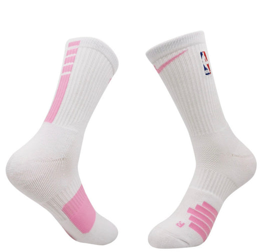 גרביי הבא בצבע לבן וורוד