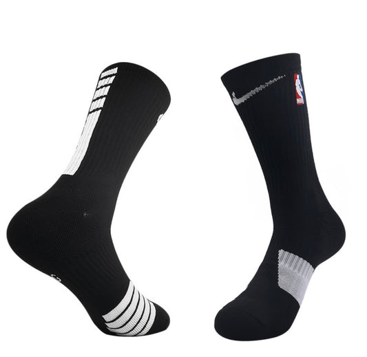גרבי NBA בצבע שחור לבן